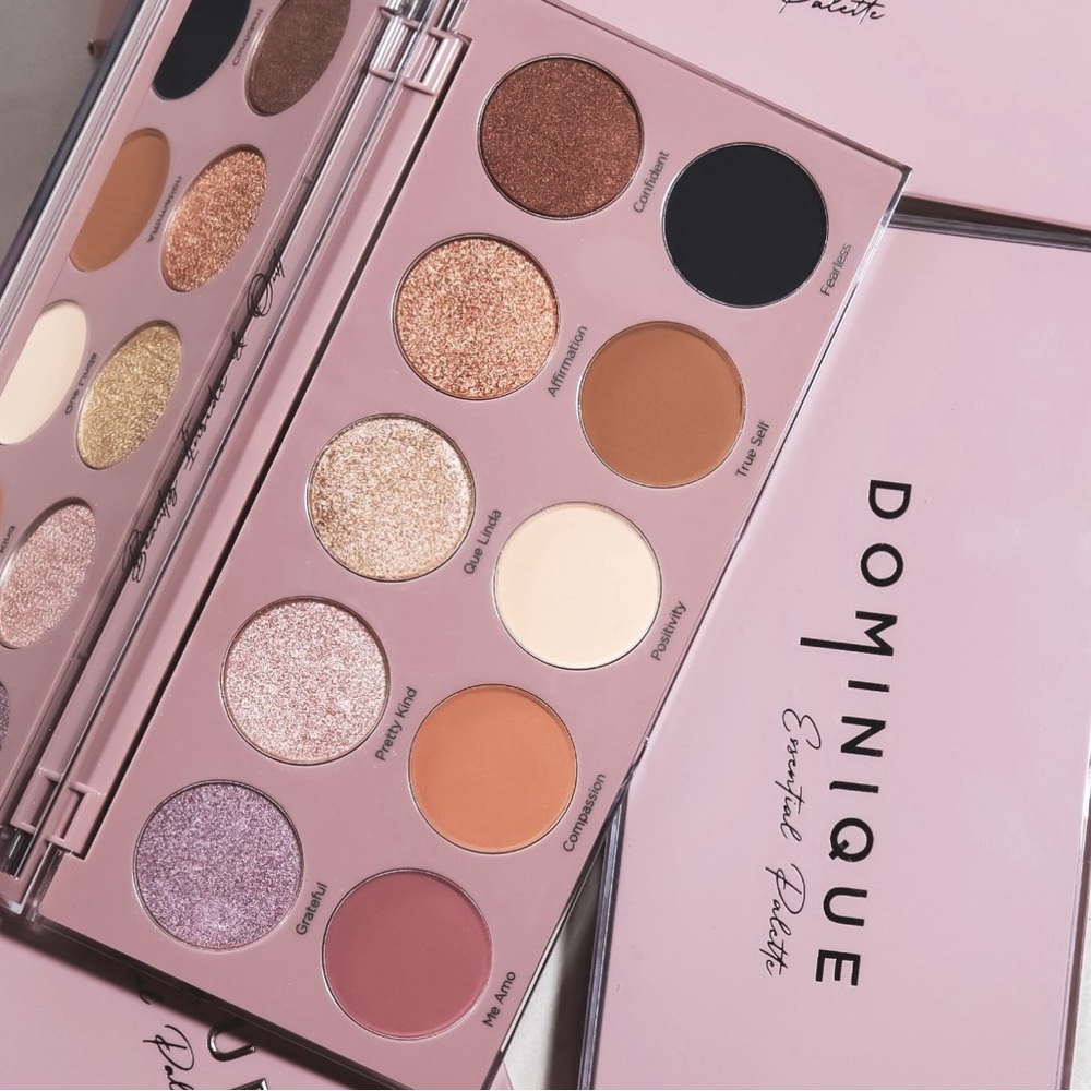 Dominique Essential Palette